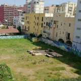 Dopo aver affiancato un�area recintata, quella che il Comune ha adibito a un nascente giardino pubblico con entrata da via Gargasole...